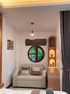 The Cushty Days Lanta