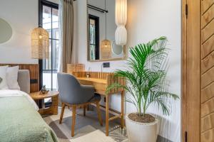 Cascade 3 - Cozy 1BR with Green View