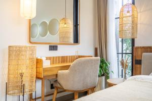 Cascade 5 - Tropical 1BR Hideaway with Garden View in Ubud