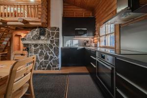 Northgray Lodge by Aavalevi