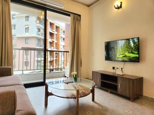 Candolim 1BHK Vacation Rental with Pool Balcony Parking and WiFi