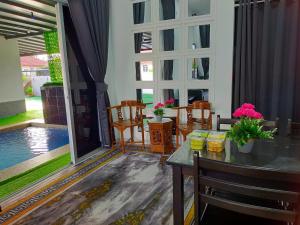 AL HAA SYA Homestay With Pool