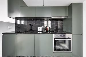 TBS 342 - Superb apartment in heart of Paris 2