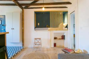 Studio Elegante no Coração do LX Factory- 1 MAIO