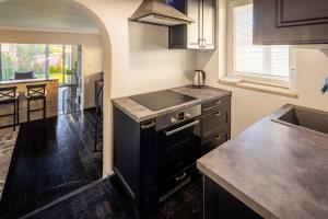 House with Garden Elisa