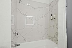 GrandStay Hotel & Suites Minocqua