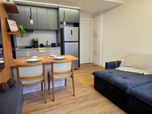 Studio até 04 pessoas - Vaga + Máq Lavar!