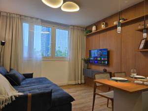 Studio até 04 pessoas - Vaga + Máq Lavar!