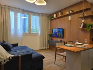 Studio até 04 pessoas - Vaga + Máq Lavar!