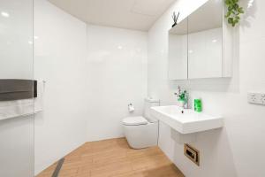 803 - Stylish Retreat - Special Rates Through Dec 2025