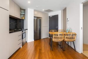 803 - Stylish Retreat - Special Rates Through Dec 2025