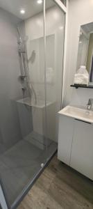 MH310 2 chambres et 2 salles de bain de 40m2 dans camping 4 étoiles