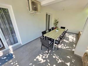 SLAVICA NV - Apartment for 8 persons