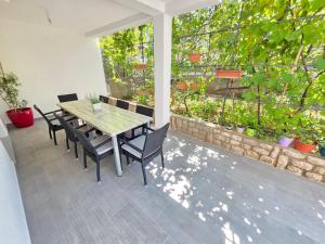 SLAVICA NV - Apartment for 8 persons