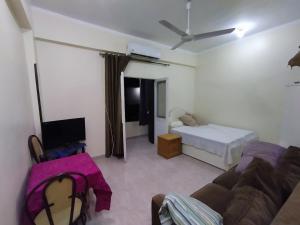 Peaceful Private Studio Steps from Luxor