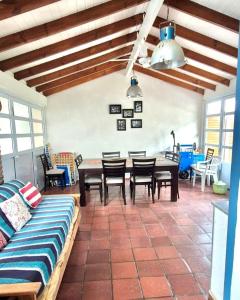 Casa ideal familias-8 personas a 3 cuadras del mar