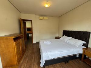 Apto 02 quartos no Centro de Gramado