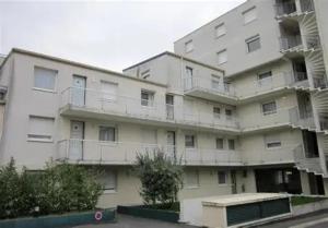 studio neuf champ de mars 18