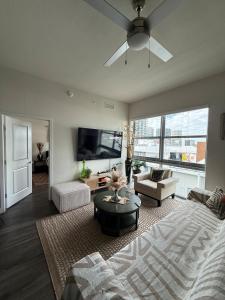 Edgewater Luxe 1BR