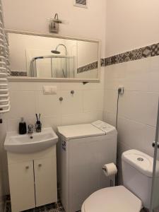 Cozy Studio with Balcony - Close to City Center