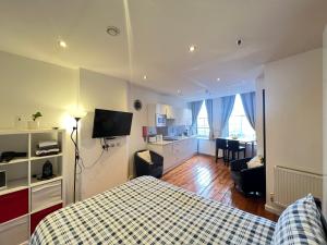 Quiet & Modern Studio in the Heart of Nottingham City Centre