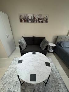 Modern Studio Apartment Shoreditch