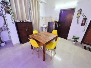 Kk homes Comfortable stay near Hayat hospital