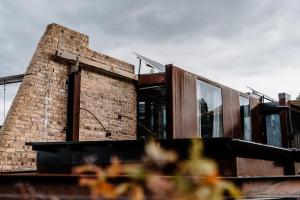 Grand Designs Eco Bush Retreat