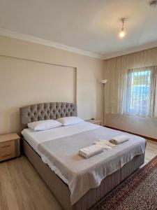 Daily-Weekly-Monthly in Muğla Akyaka Center