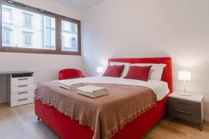 Center Retreat Private Room with Shared Bath