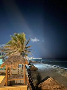 Favorito de todos - Depto en condominio con PLAYA