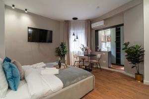 Trendy & Private City Studio Near Cismigiu & Calea Victoriei