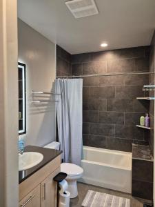 Bluff 11 Professional Housing