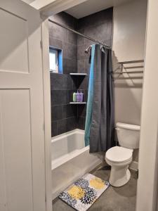 Bluff 11 Professional Housing