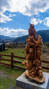 Confortable refugio de monataña con vista al Volcan
