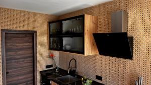 Jacaranda stylish ambiance with volcano and ocean views