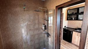 Jacaranda stylish ambiance with volcano and ocean views