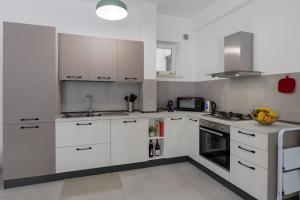 CLOSea House renovated with quality materials