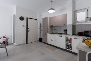 CLOSea House renovated with quality materials