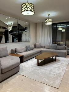 Appartement moderne avec vue mer & piscine, Dar Bouazza