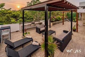 Great Located Spacious 2 BR Apartment with Amazing Terrace by Waves Management