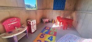 Cabana Cristal ll Campestre Em Sítio ll Wi-Fi Nômade Digital ll Táxi Fácil II Forno Microondas ll Quiosque Churrasqueira ll 6km da Estrada do Mar ll 8,1Km Prefeitura II 7,2Km UFRGS Litoral II 12km do Morro da Borrusia e das Praias Tramandai