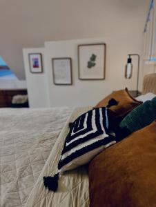 Three Stories Apartment in Old City center with Castle view and Terrace