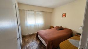 Depto 2 amb dependencia !! muy luminoso a metros de la playa !!