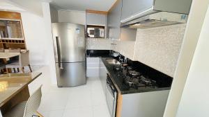 Pitangueiras: Piscina e Serviço de Praia 11 Andar