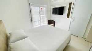 Pitangueiras: Piscina e Serviço de Praia 11 Andar