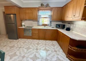 Ocean View Home Haroulas Place