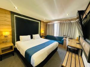 OQ STANDARD HOTEL - Airport