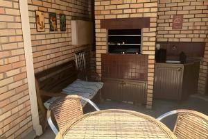 Linda Casa Beira Mar, Centro de Bombinhas SC.