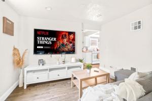 Downtown Home Beach, Convention Center & Restaurants